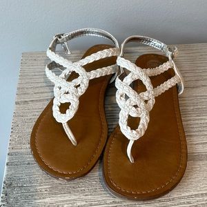 Wonder Nation girls white sandals. Size 2.